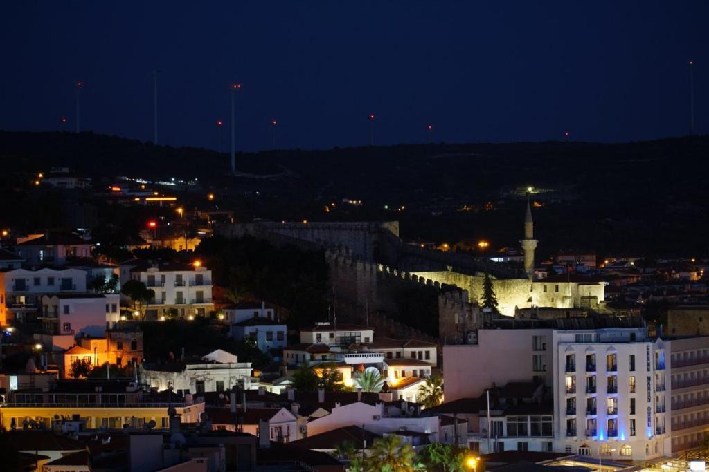 Cesme Minerva Port Hotel Extérieur photo